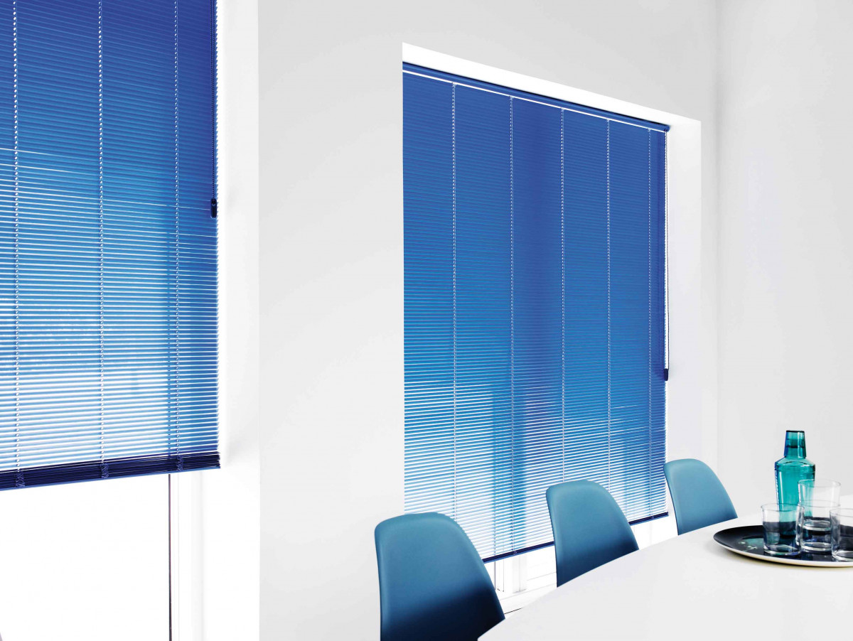 venetian blind