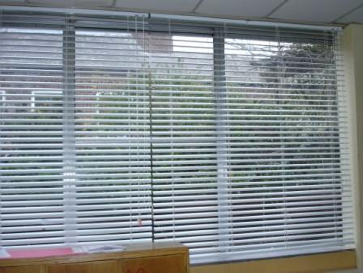 venetian blind